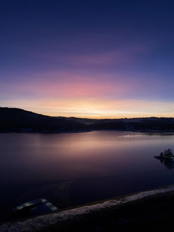 Mjos Tower Suite - Lovely Lake View Brumunddal エクステリア 写真